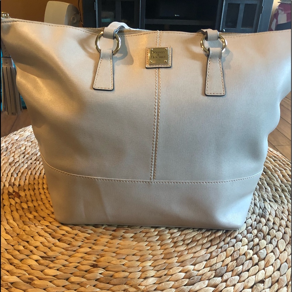 Dooney & Bourke Tobi Tote large